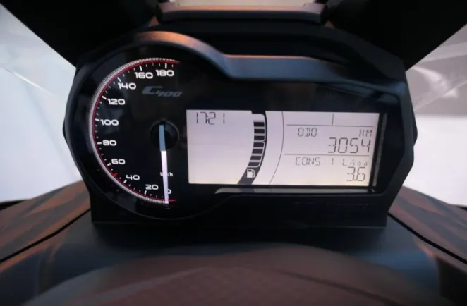 BMW 400 X Pack Confort + Top Case