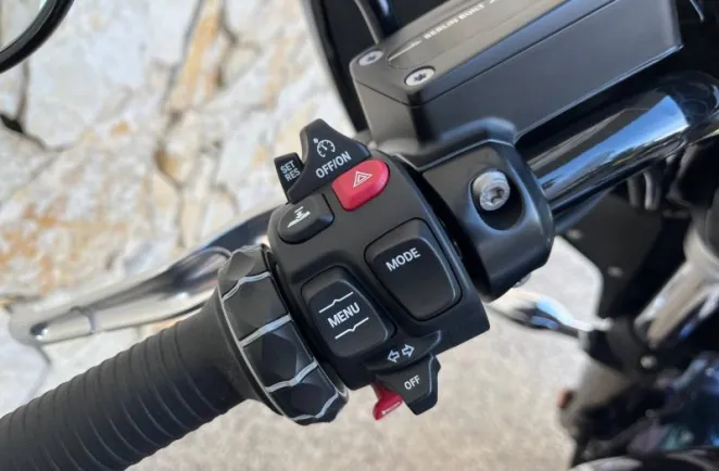 BMW 18 1800 B garantie 12/2027