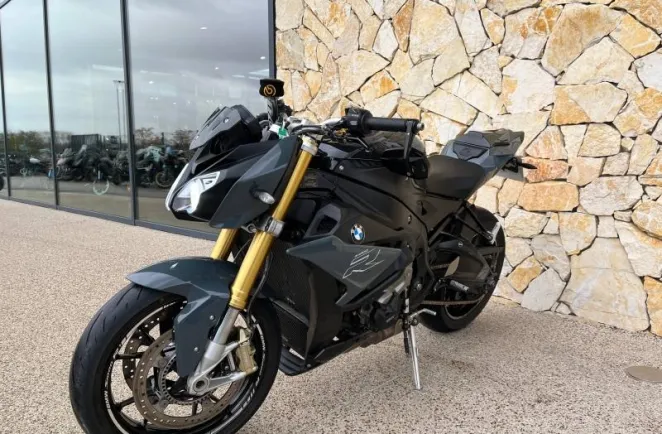 BMW 1000 R pack + options