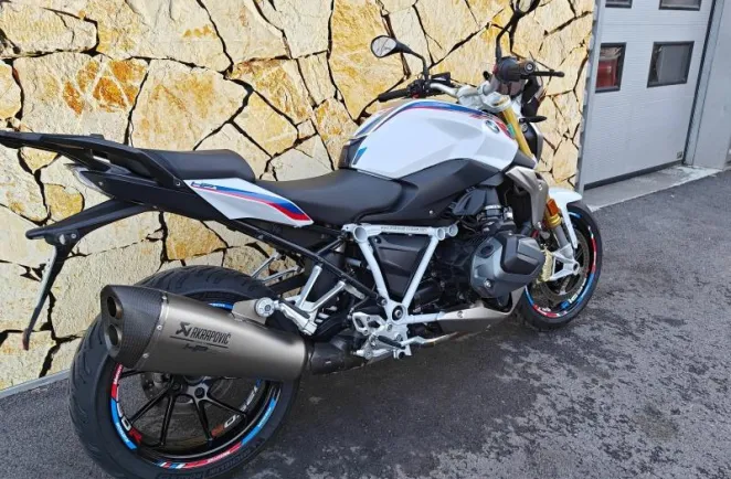 BMW 1250 R Style HP