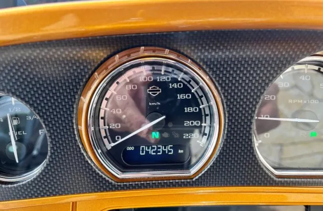 HARLEY-DAVIDSON TOURING ELECTRA GLIDE 1800 ULTRA LIMITED CVO FLHTKSE