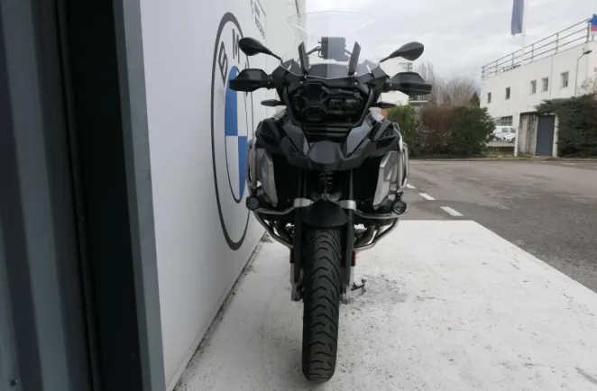 BMW 1250 GS Adventure Style Triple Black Finition Pro + Top Case