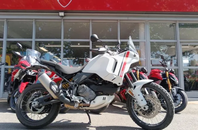DUCATI DesertX 937