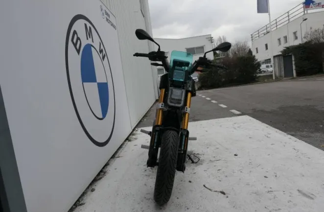 BMW E02 AM 50cm3 Pack Highline + Options CE02 CE 02