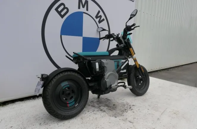 BMW E02 AM 50cm3 Pack Highline + Options CE02 CE 02