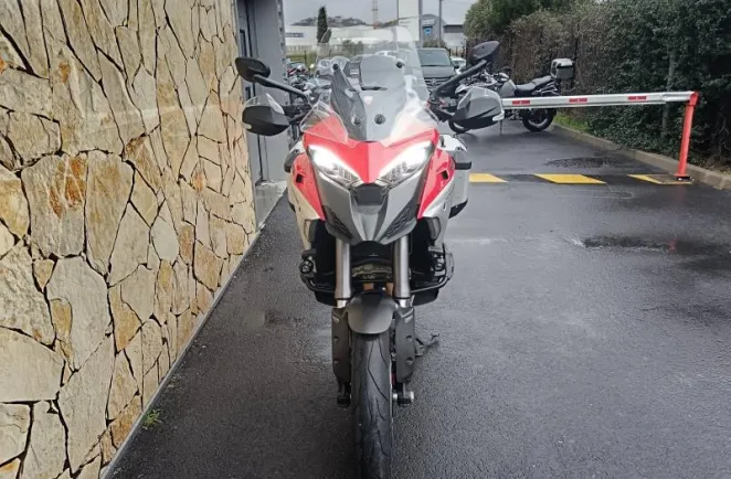 DUCATI V4 Rally 1160 Adventure Travel & Radar