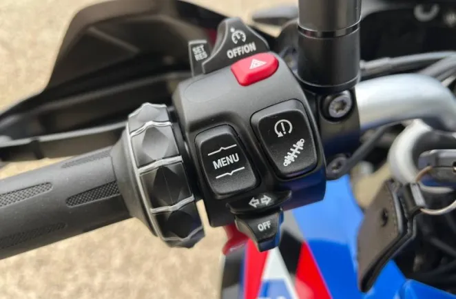 BMW 800 GS 2025 full pack A2