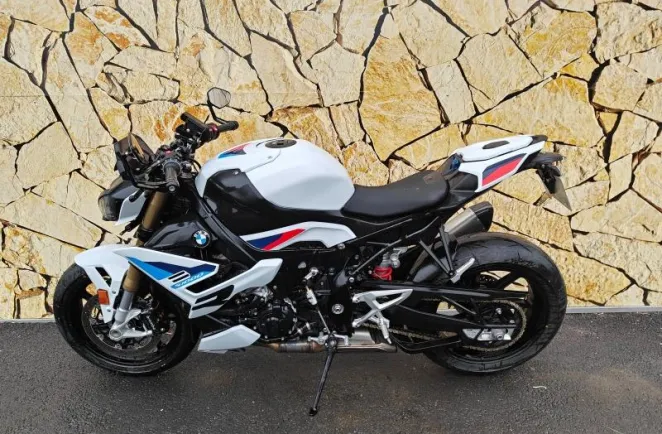 BMW 1000 R 2025