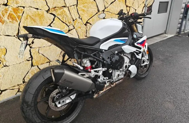 BMW 1000 R 2025