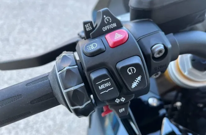 BMW 1250 RS Evo + options