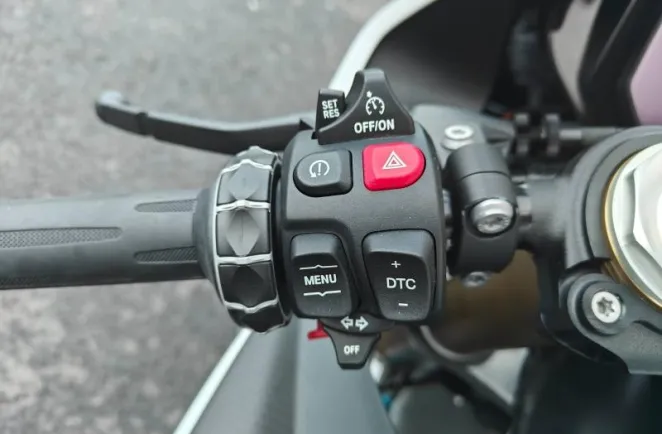 BMW 1000 RR ( s1000rr )