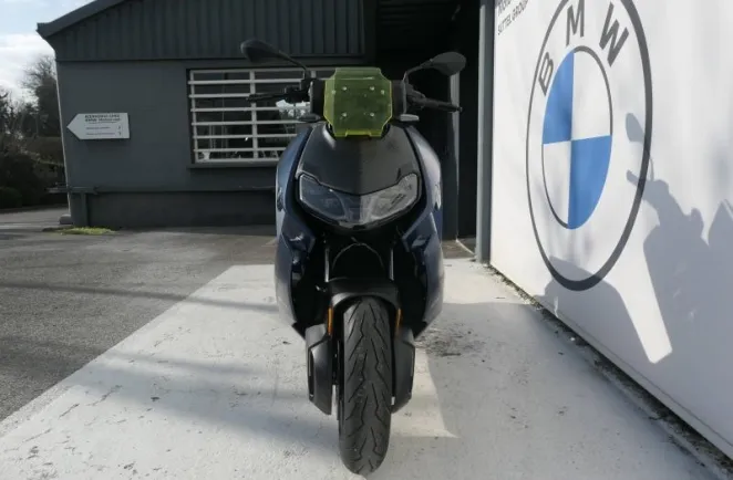 BMW E04 (125cm3) Finition Pro Style Avantgarde CE04 CE 04 11kw Permis A1