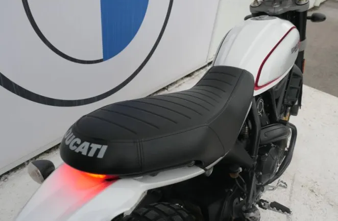 DUCATI 800 Desert Sled + Option
