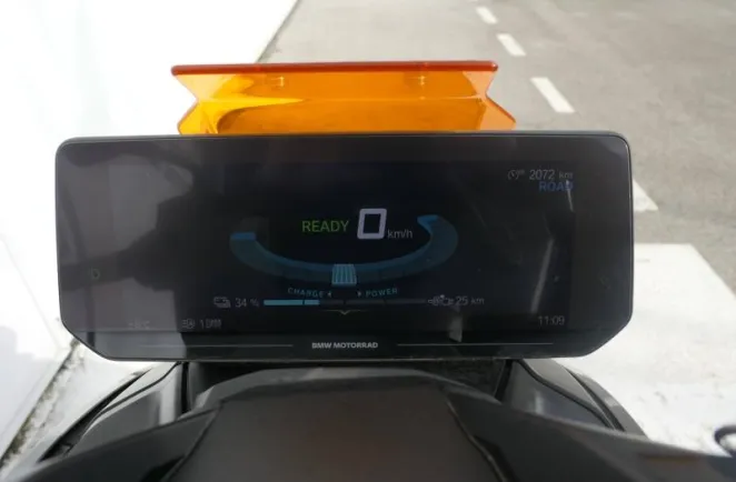 BMW E04 11kW Permis A1 (125cm3) Finition Pro Style Avantgarde CE04 CE 04