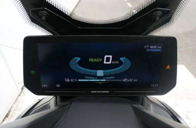 BMW E04 A2 Finition Pro Style Avantgarde + Options CE04 CE 04 15kw Permis A2