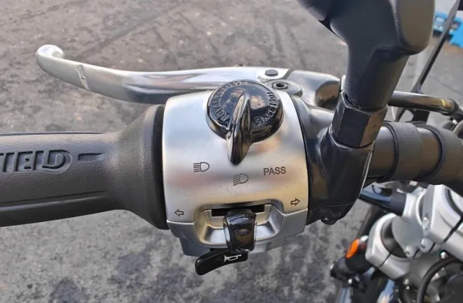 ROYAL ENFIELD 650 Astral