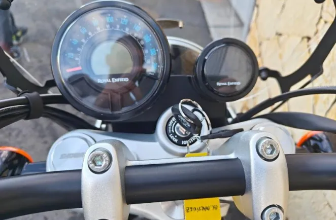 ROYAL ENFIELD 650 Astral