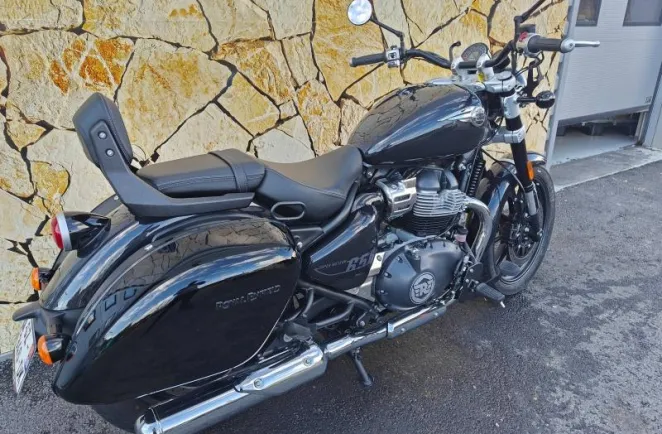 ROYAL ENFIELD 650 Astral