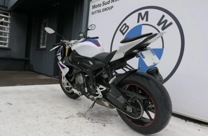 BMW 1000 R Pack HP Dynamic + Sport