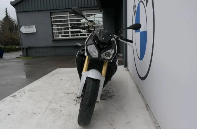 BMW 1000 R Pack HP Dynamic + Sport