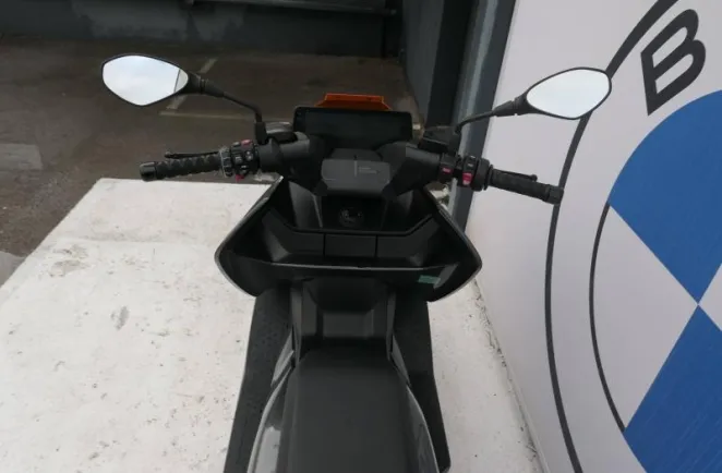 BMW E04 (125cm3) Finition Pro 11kw Permis A1 CE04 CE 04