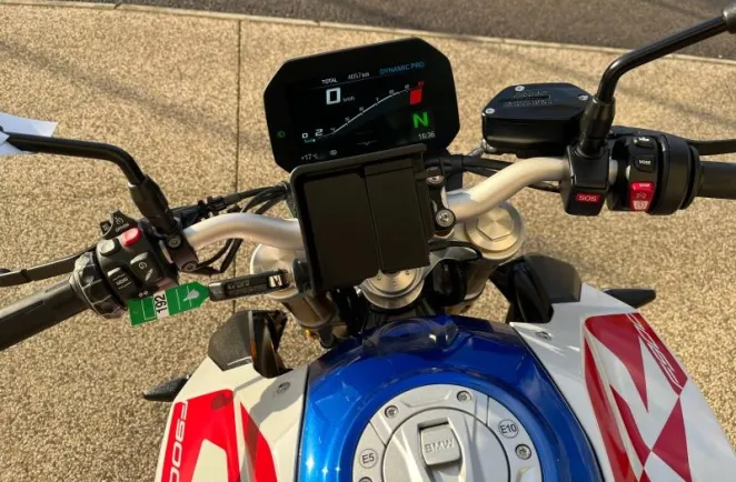 BMW 900 R A2 full pack