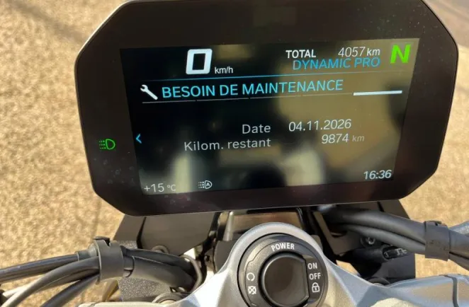 BMW 900 R A2 full pack