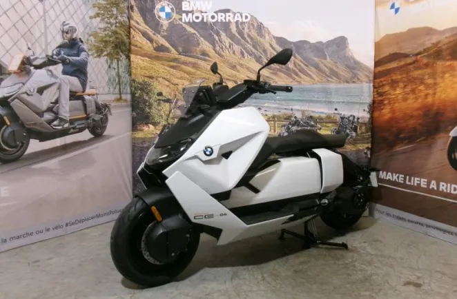 BMW CE04 2026