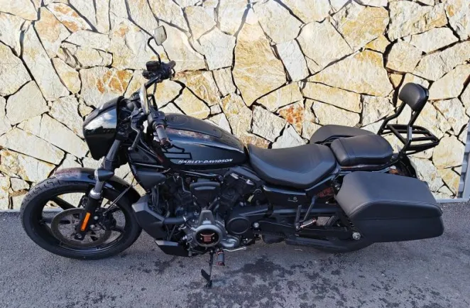 HARLEY-DAVIDSON 975 Noir