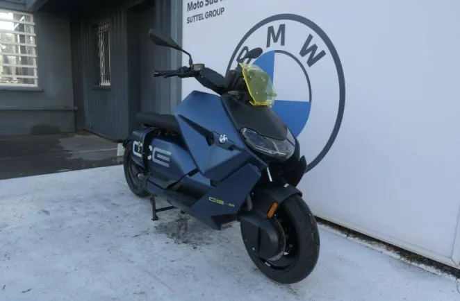 BMW E04 (125cm3) Finition Pro Style Avantgarde CE04 CE 04 11kw Permis A1