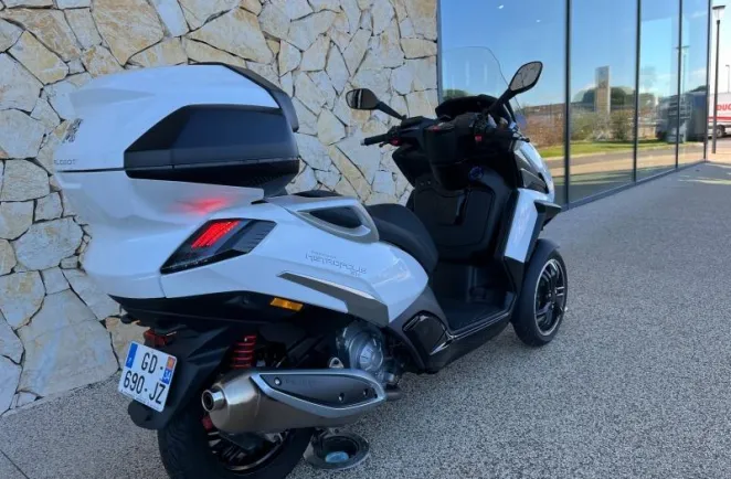 PEUGEOT 400 SW + options