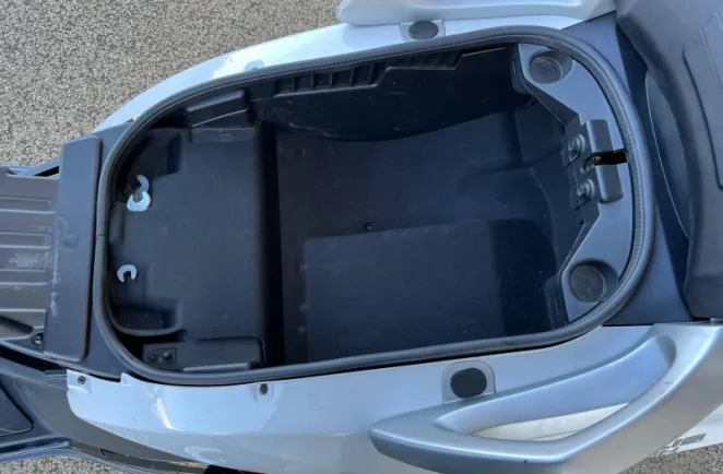 PEUGEOT 400 SW + options