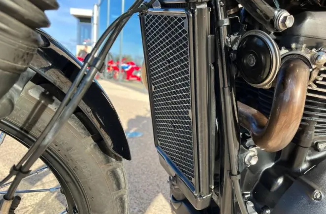 TRIUMPH 900 A2 (Possible en full)