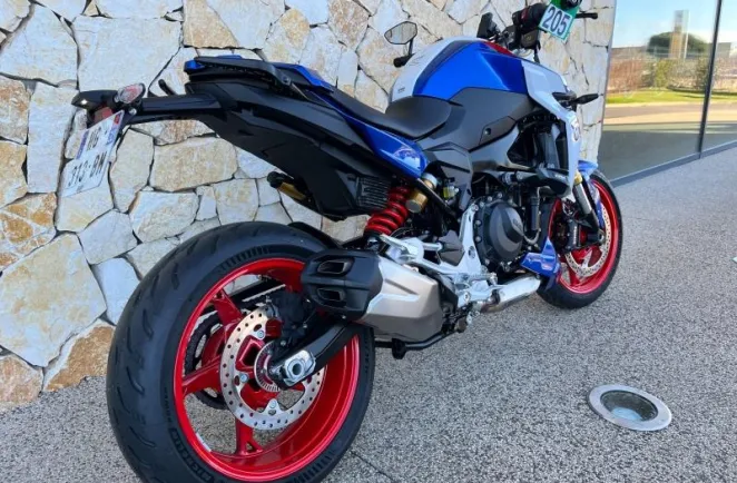 BMW 900 R 2025 FULL PACK PRO 105CV