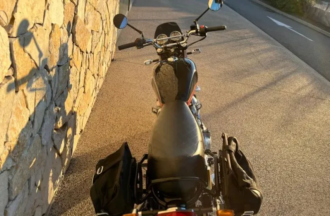 ROYAL ENFIELD Twin 650 Interceptor + OPTIONS