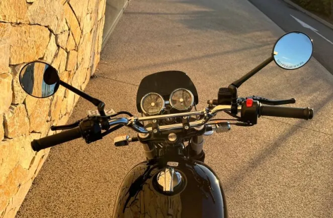 ROYAL ENFIELD Twin 650 Interceptor + OPTIONS