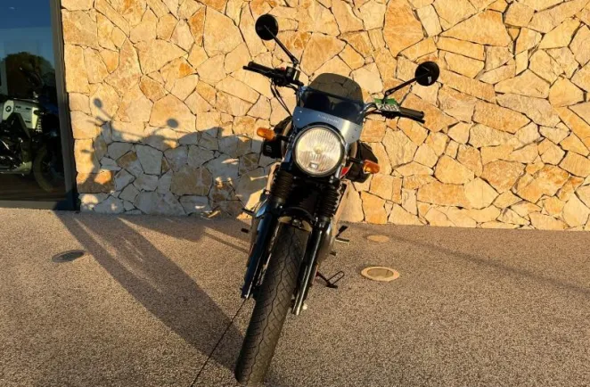 ROYAL ENFIELD Twin 650 Interceptor + OPTIONS