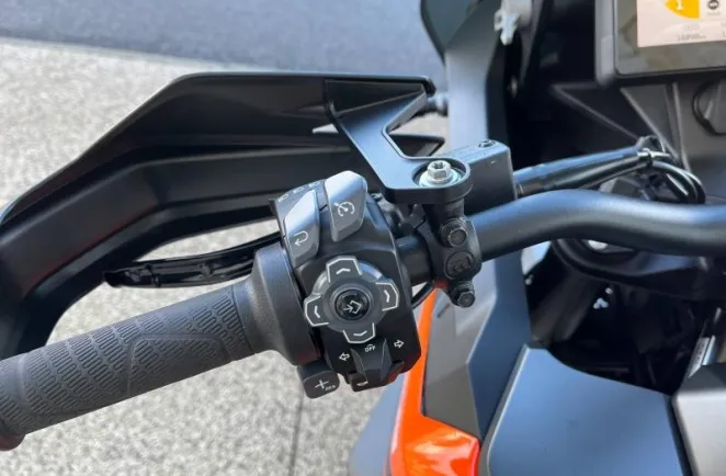 KTM 1290 S 2023 AVEC TECH PACK