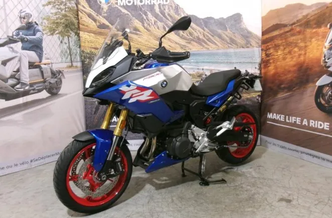 BMW F 900 XR A2 2025