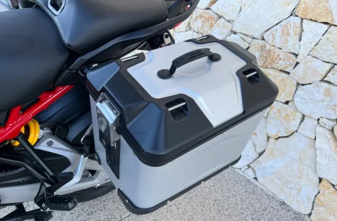 DUCATI V4 Rally 1160 Adventure Travel & Radar FULL OPTIONS