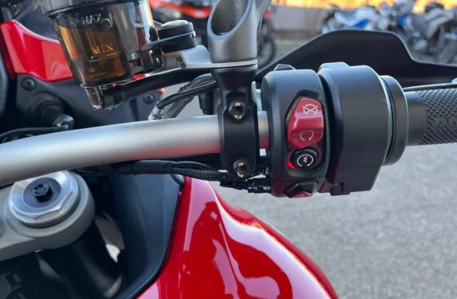 DUCATI V4 S 1160 Radar + options