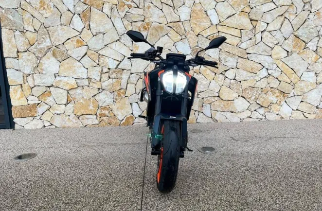 KTM 890 R