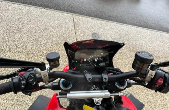 DUCATI 1103 V4 S + OPTIONS