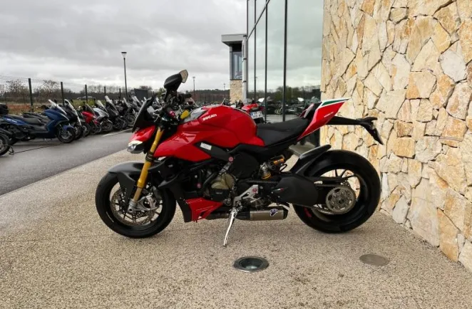 DUCATI 1103 V4 S + OPTIONS