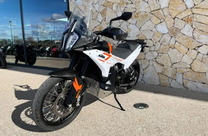 KTM 790 2024