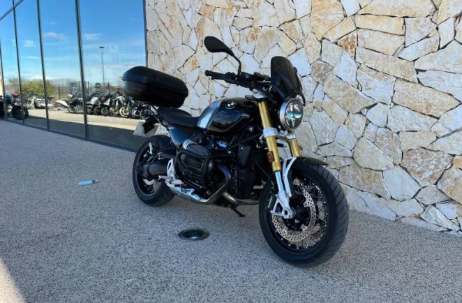 BMW 12 Nine T finition pro option 719 nineT