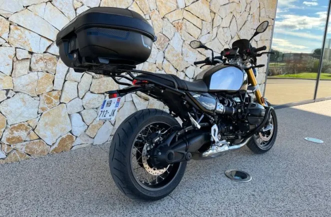 BMW 12 Nine T finition pro option 719 nineT