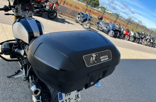 BMW 12 Nine T finition pro option 719 nineT