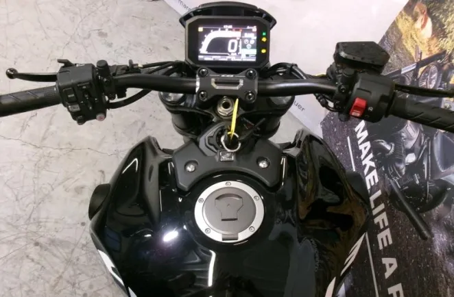 HONDA CB 1000 R+ 2023