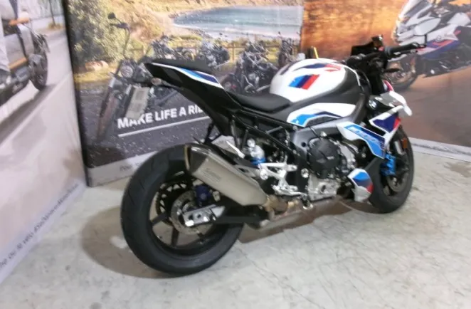 BMW M 1000 R 2025